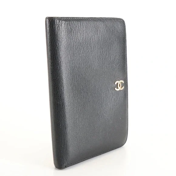 Chanel Bifold Wallet in Black Lambskin Leather